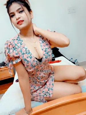 call girls in Zirakpur hotel